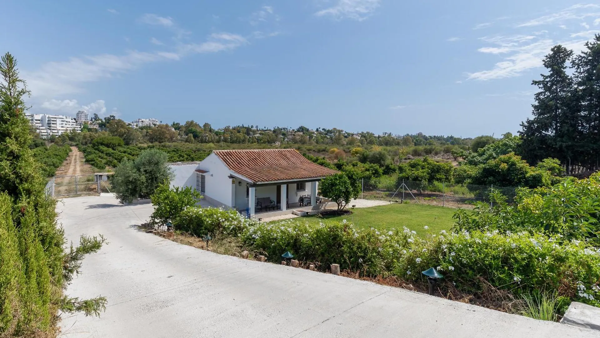 Holiday home Casa De Los Aguacates Entre Marbella, Estepona Y Benahavis